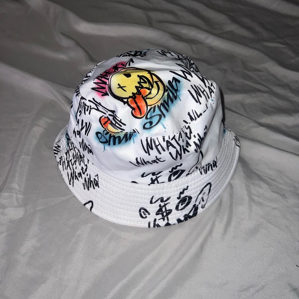 Bucket Hat